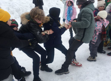 Нижегородские волонтеры помогли устроить в детском доме праздник в честь Масленицы